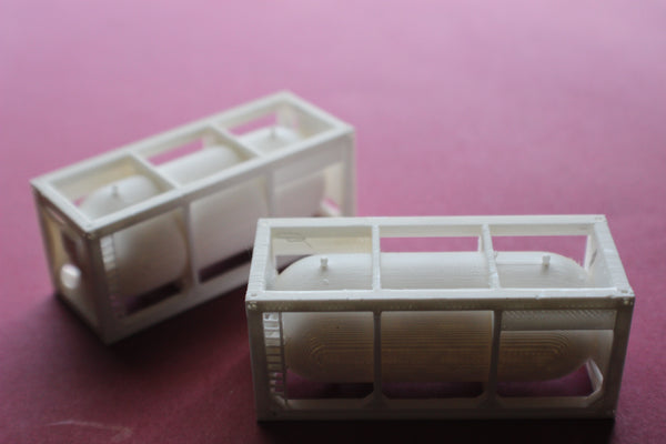 1-87TH HO SCALE 3D PRINTED TANK SHIPPING CONTAINER 2 PIECES